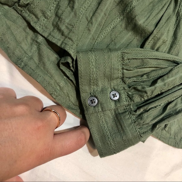 LOFT Ruffle Blouse - Picture 4 of 6